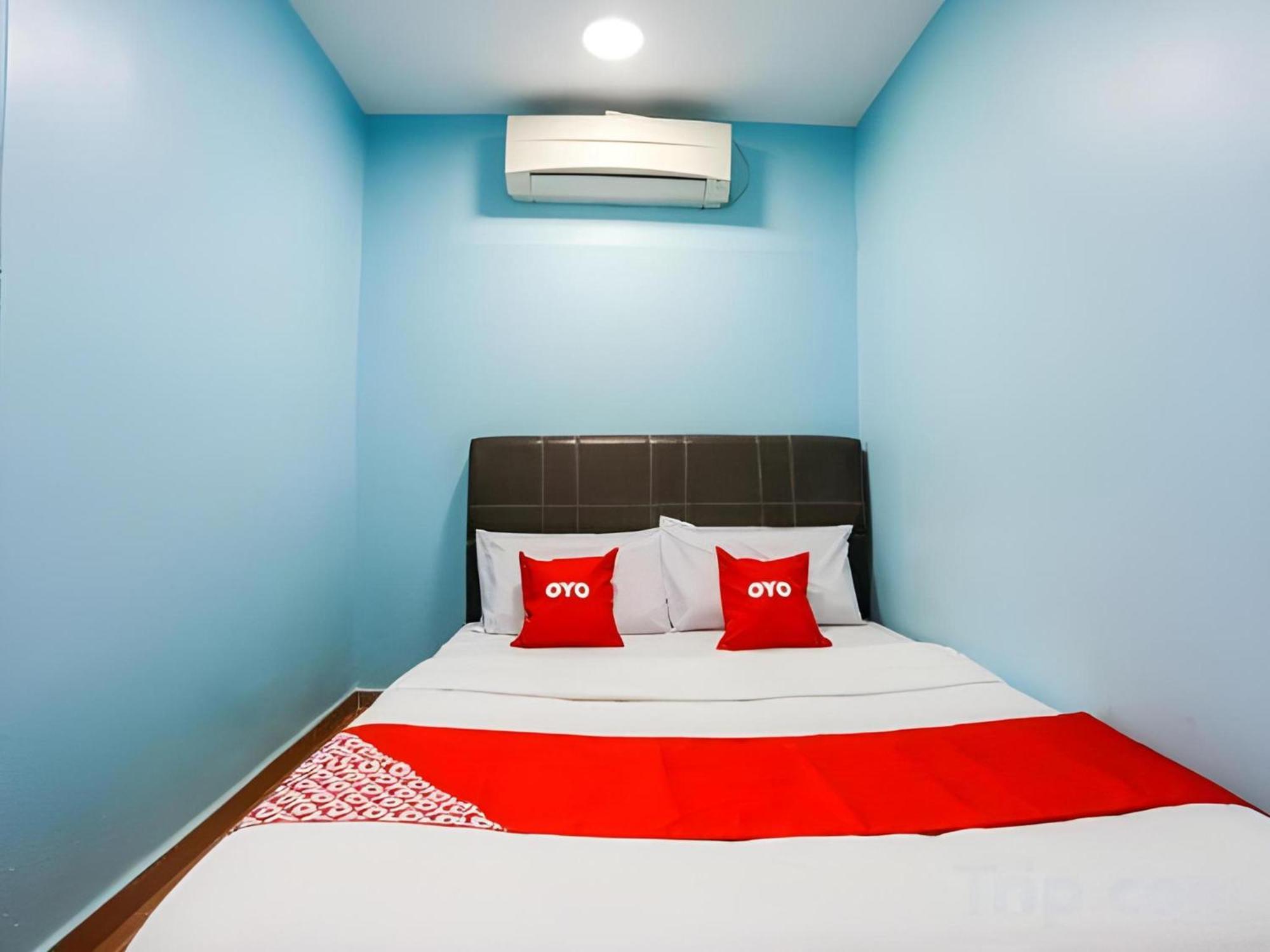 Oyo 44094 Bangi Lanai Hotel Ngoại thất bức ảnh