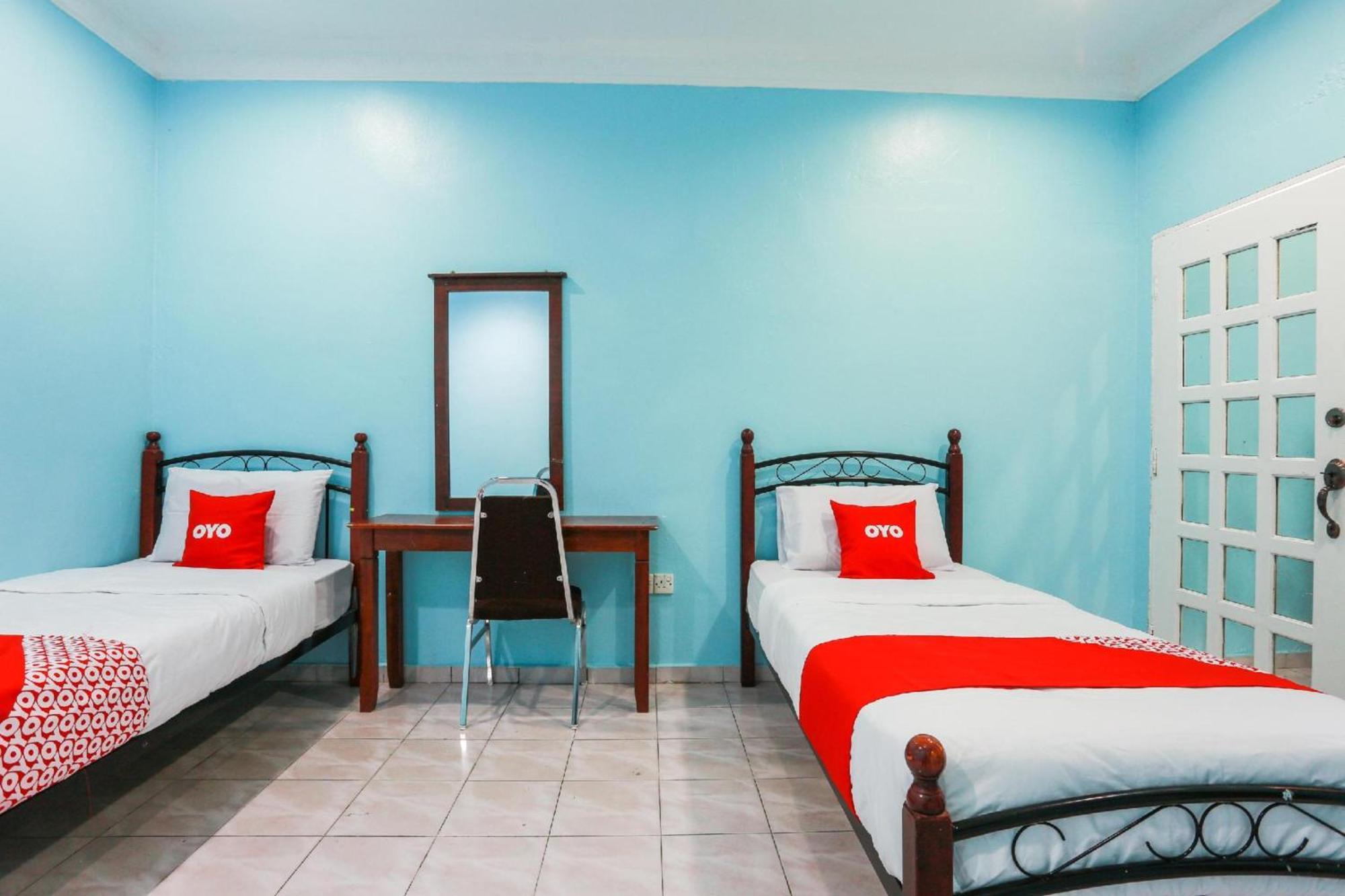 Oyo 44094 Bangi Lanai Hotel Ngoại thất bức ảnh