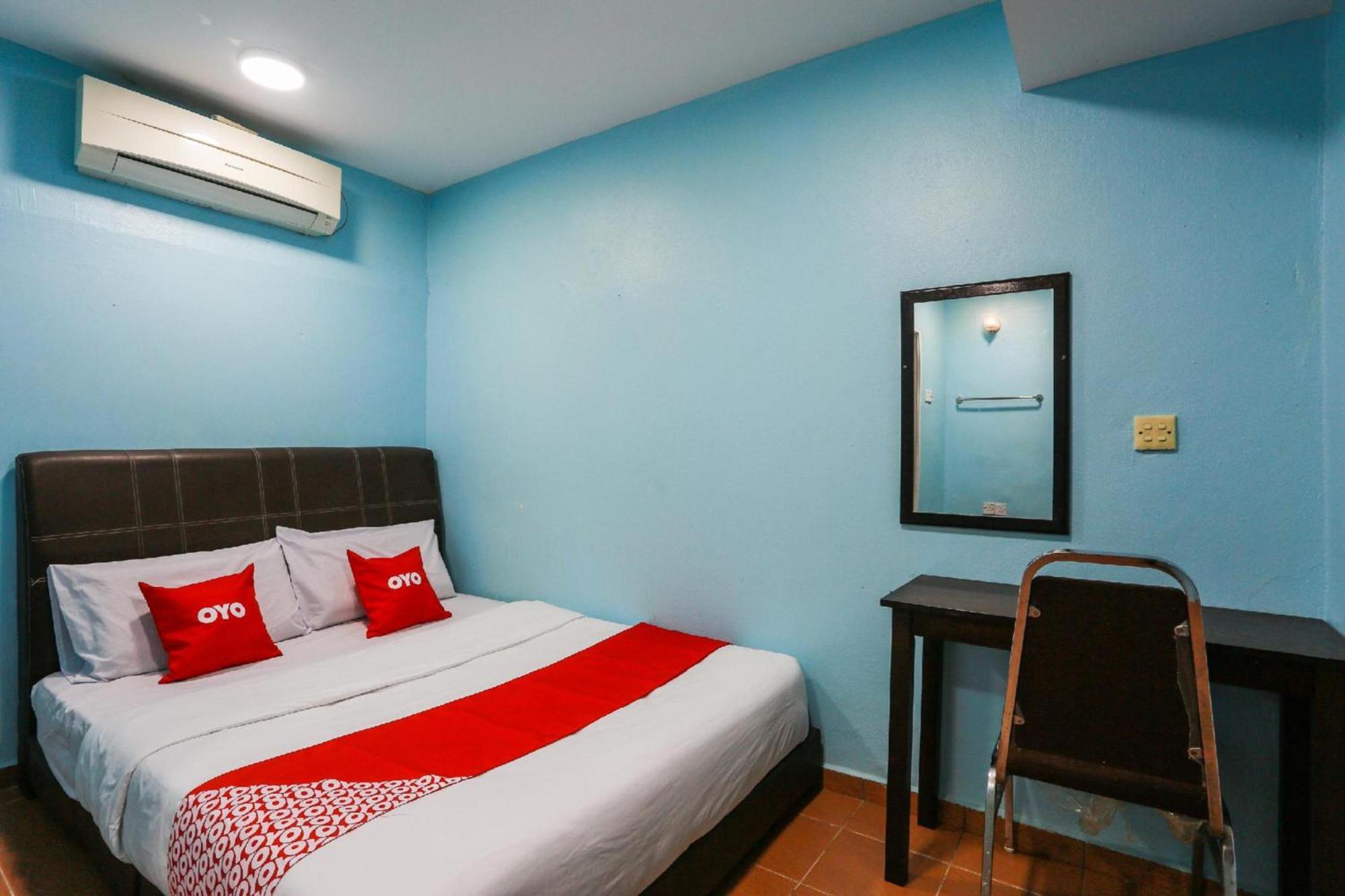 Oyo 44094 Bangi Lanai Hotel Ngoại thất bức ảnh