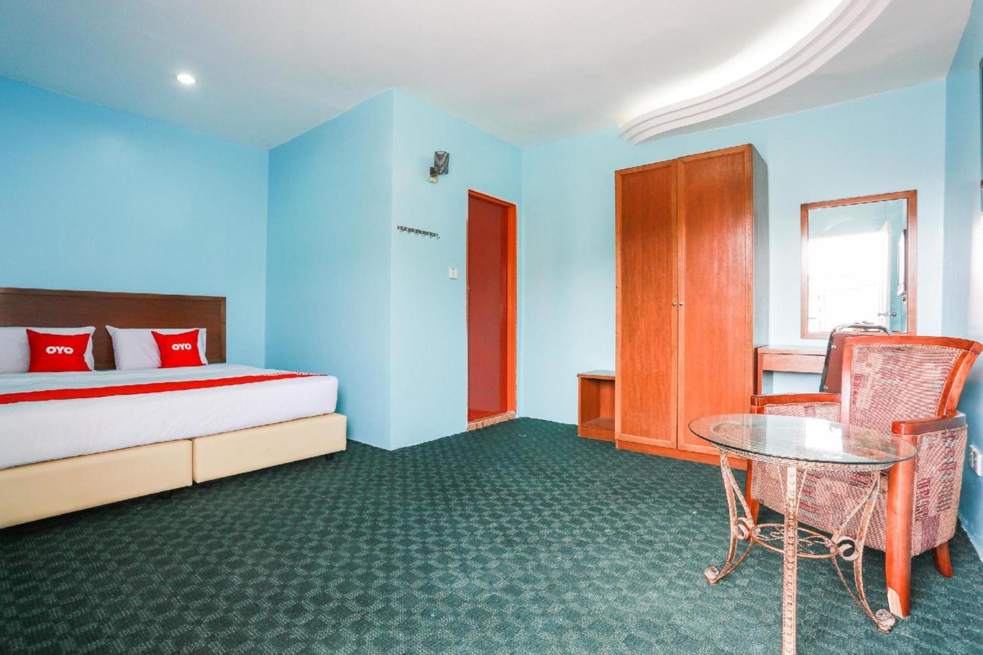 Oyo 44094 Bangi Lanai Hotel Ngoại thất bức ảnh